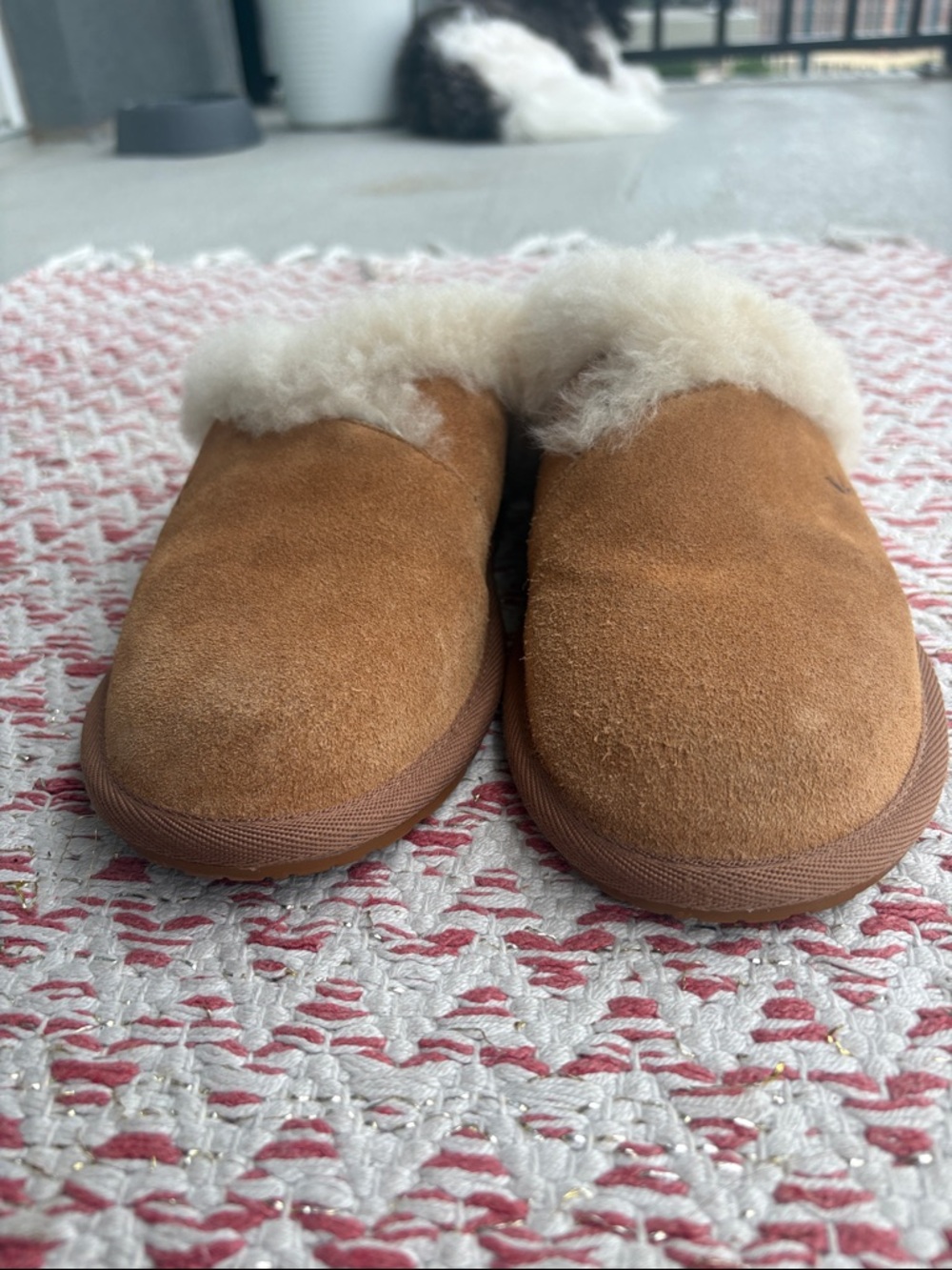 Koolaburra Cozy Shearling-Lined Suede Clogs - Chestnut - Picture 3 of 9